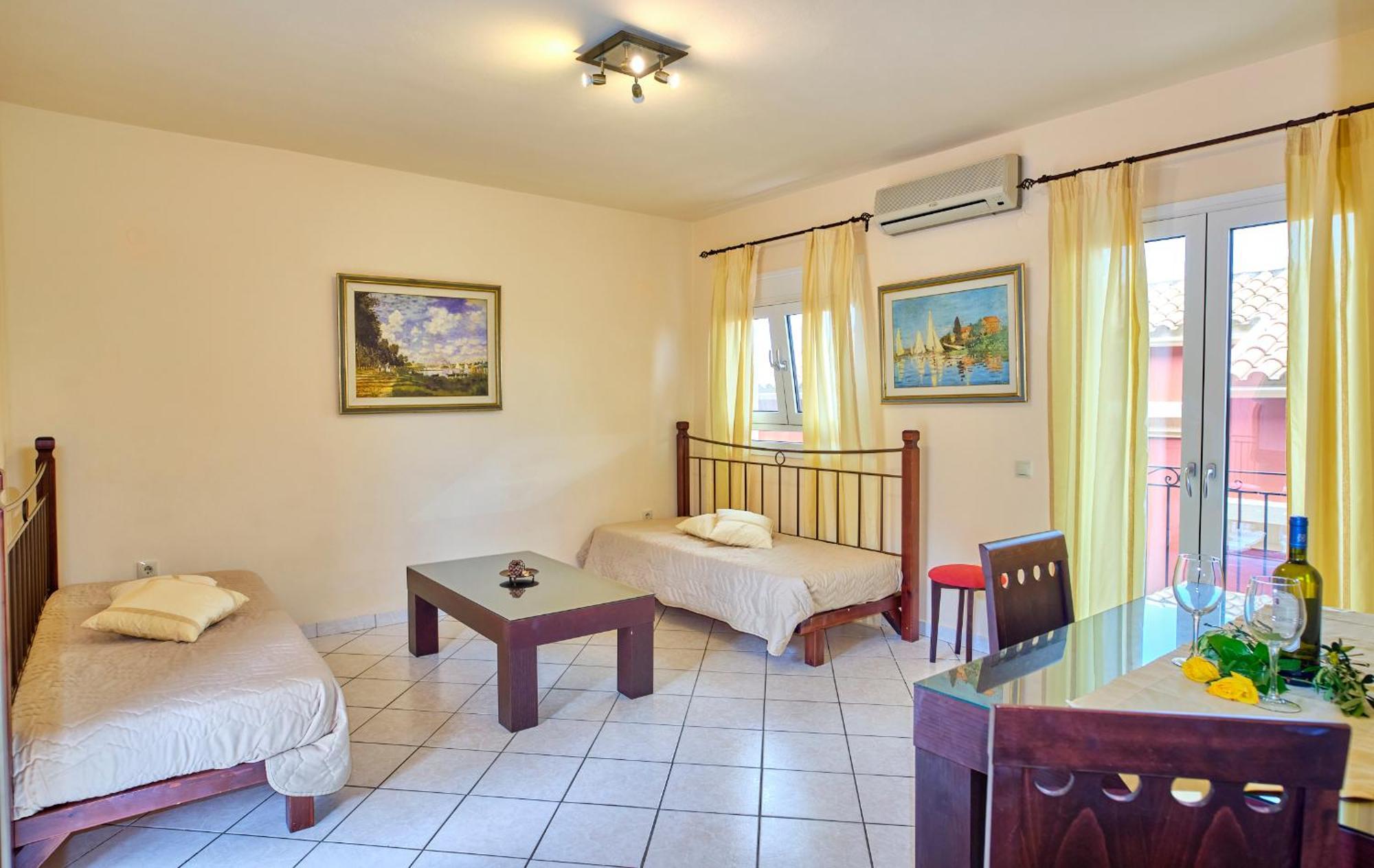 Aparthotel Chrismos Luxury Corfu Apraos